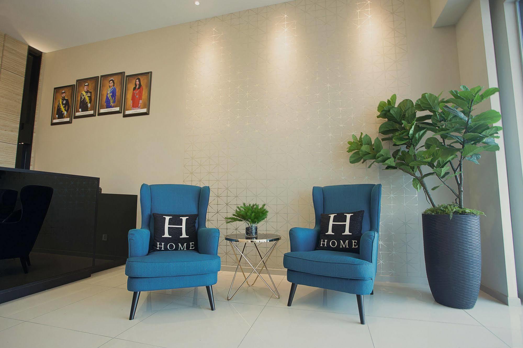 The Square Hotel Skudai Exterior foto
